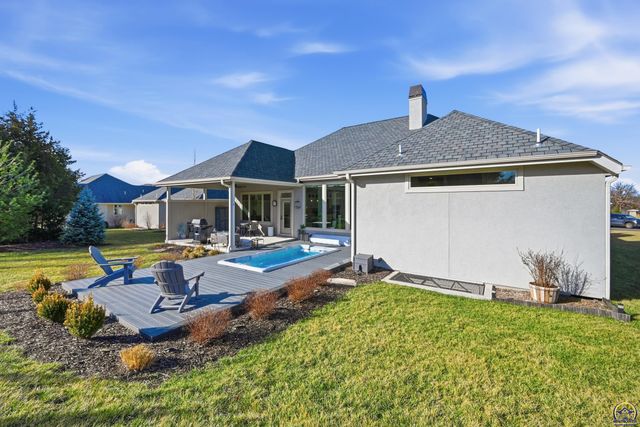 4108 SW Postoak DR, Topeka, KS 66610