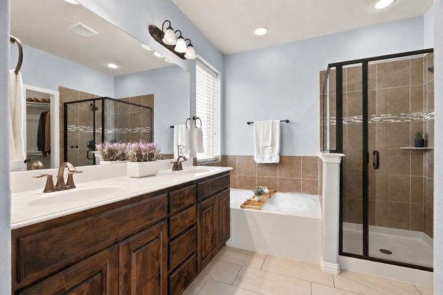 800 Kirby Drive, Lantana, TX 76226