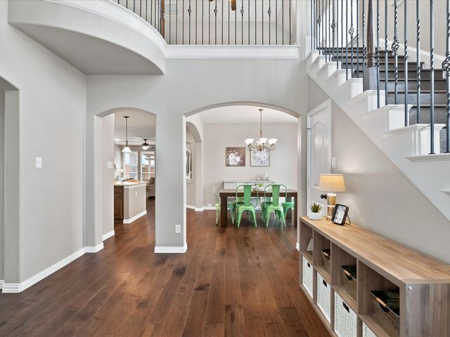 800 Kirby Drive, Lantana, TX 76226