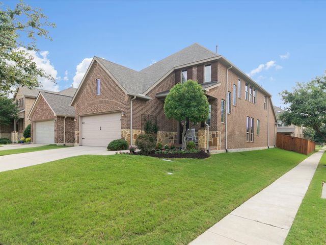 800 Kirby Drive, Lantana, TX 76226