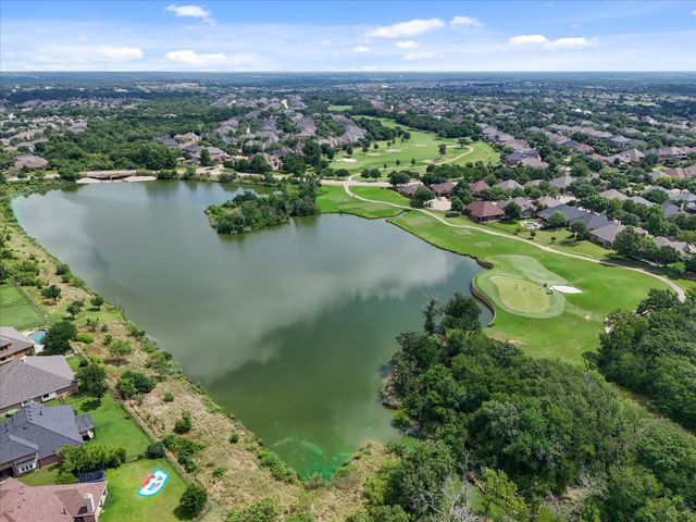 800 Kirby Drive, Lantana, TX 76226
