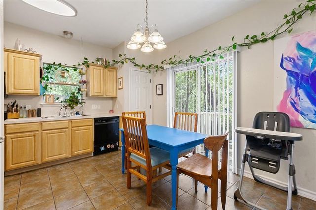 1311 E M Franklin Ave B, Austin, TX 78721