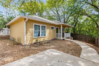1311 E M Franklin Ave B, Austin, TX 78721