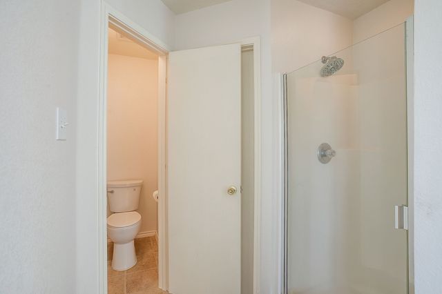 1700 Wolf Creek Drive, Arlington, TX 76018