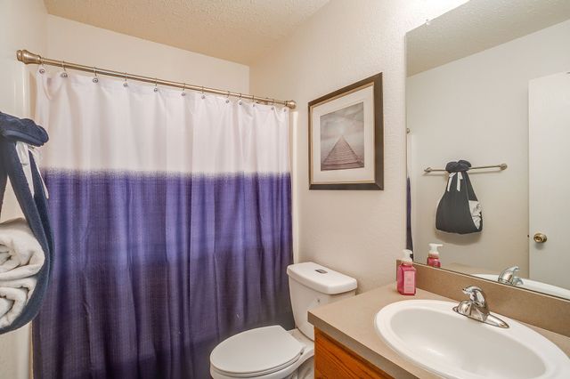 1700 Wolf Creek Drive, Arlington, TX 76018