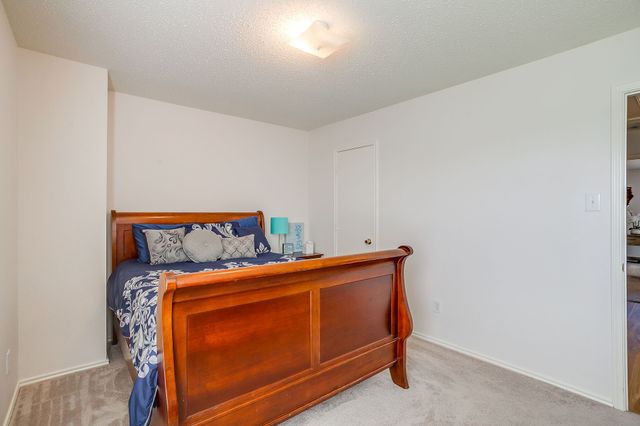 1700 Wolf Creek Drive, Arlington, TX 76018