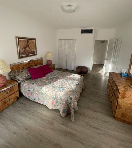 880 NE 69th Street 2g, Miami, FL 33138