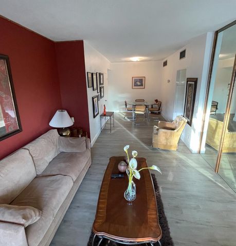 880 NE 69th Street 2g, Miami, FL 33138