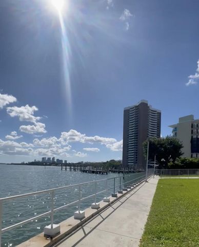 880 NE 69th Street 2g, Miami, FL 33138