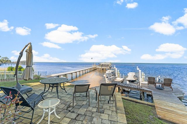 38 Garden Bay Court, Miramar Beach, FL 32550