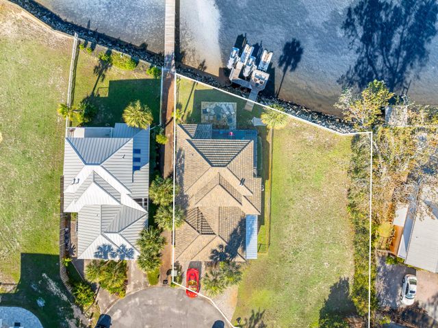 38 Garden Bay Court, Miramar Beach, FL 32550