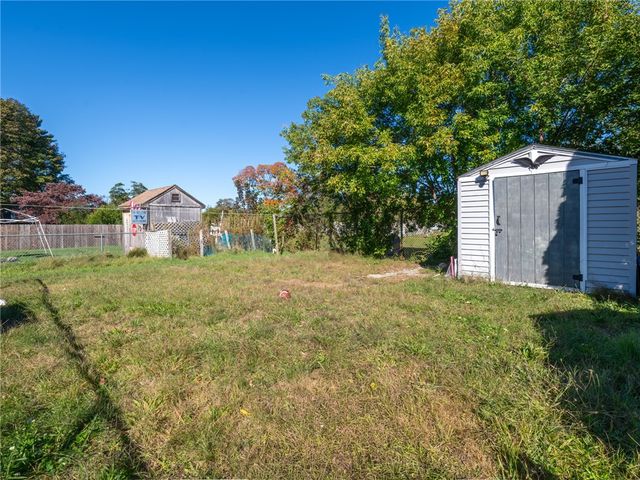 39 Bagley Street, Central Falls, RI 02863