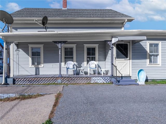 39 Bagley Street, Central Falls, RI 02863