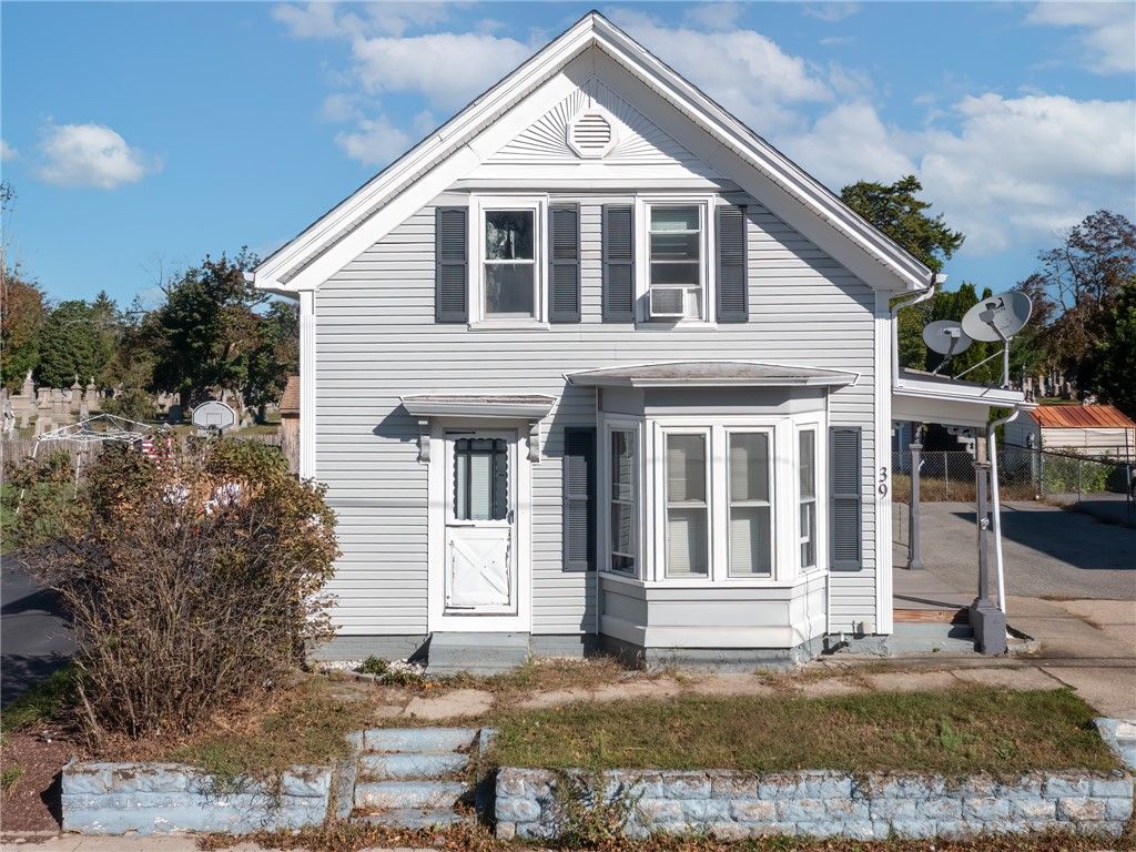 39 Bagley Street, Central Falls, RI 02863