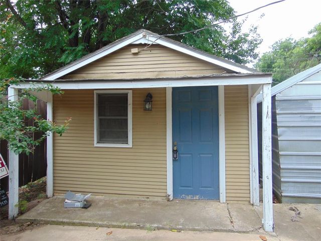 1824 NW 11th Street, Oklahoma City, OK 73106