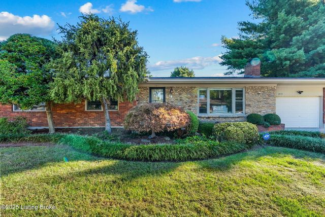 1515 Vivian Ln, Louisville, KY 40205