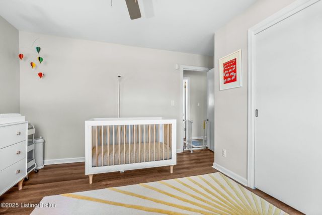 1515 Vivian Ln, Louisville, KY 40205