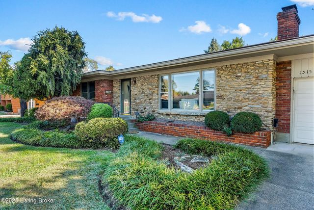 1515 Vivian Ln, Louisville, KY 40205
