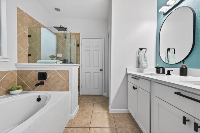 4492 Gran Canary Drive, League City, TX 77573