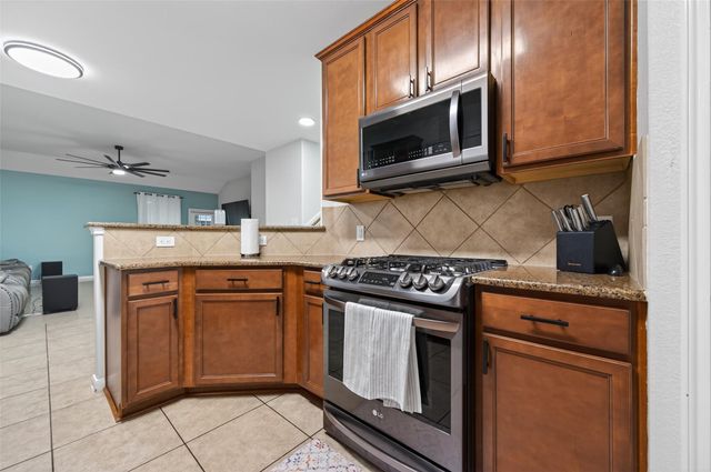 4492 Gran Canary Drive, League City, TX 77573