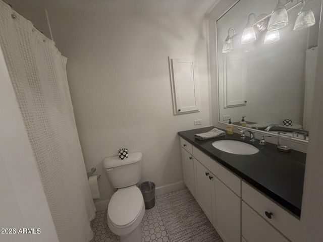 4061 E CAMPBELL Avenue E, Phoenix, AZ 85018