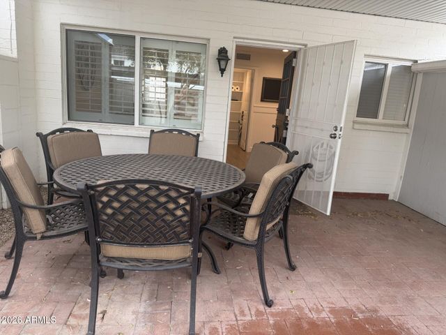 4061 E CAMPBELL Avenue E, Phoenix, AZ 85018