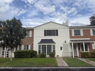 4061 E CAMPBELL Avenue E, Phoenix, AZ 85018