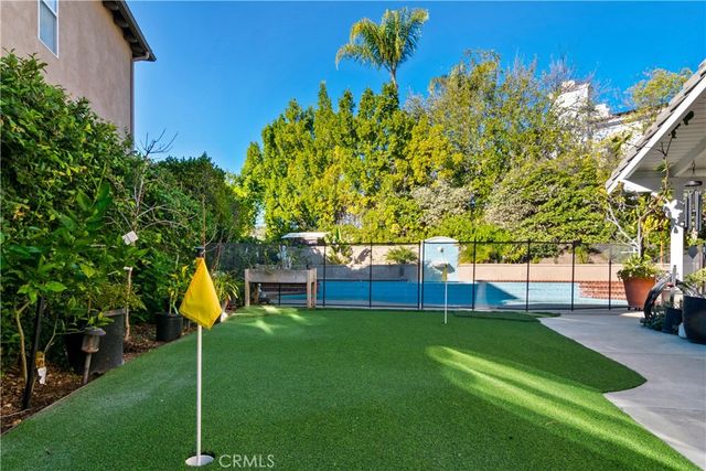 24301 Belford Court, West Hills, CA 91307