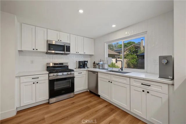 104 Apple Blossom, Brea, CA 92821