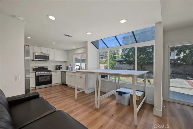 104 Apple Blossom, Brea, CA 92821