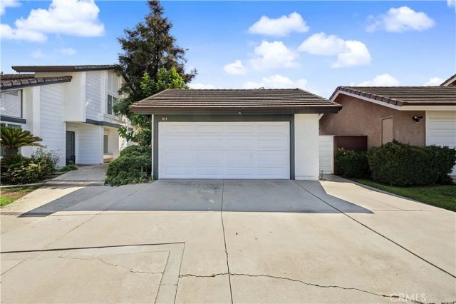 104 Apple Blossom, Brea, CA 92821