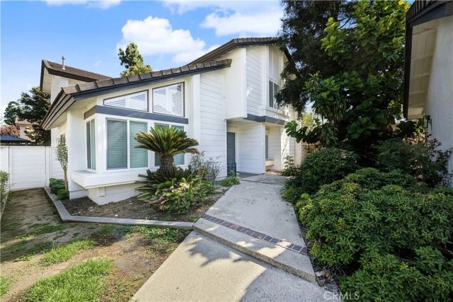 104 Apple Blossom, Brea, CA 92821
