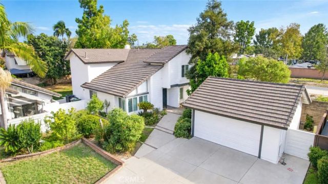 104 Apple Blossom, Brea, CA 92821