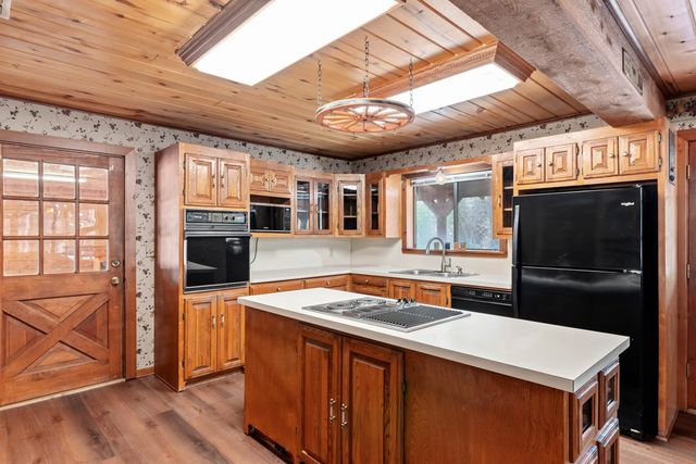 18337 Eastside Rd, Troup, TX 75789