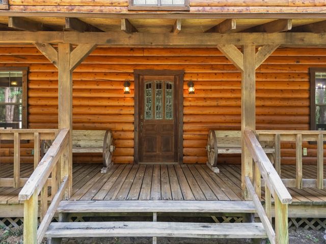 18337 Eastside Rd, Troup, TX 75789