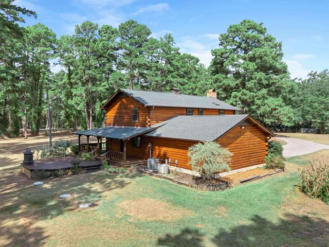 18337 Eastside Rd, Troup, TX 75789