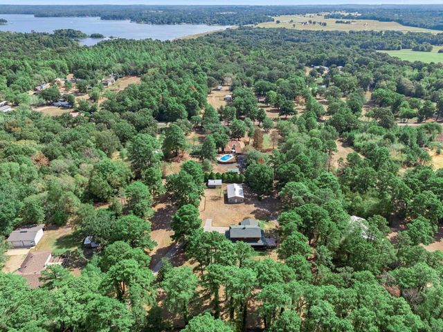 18337 Eastside Rd, Troup, TX 75789