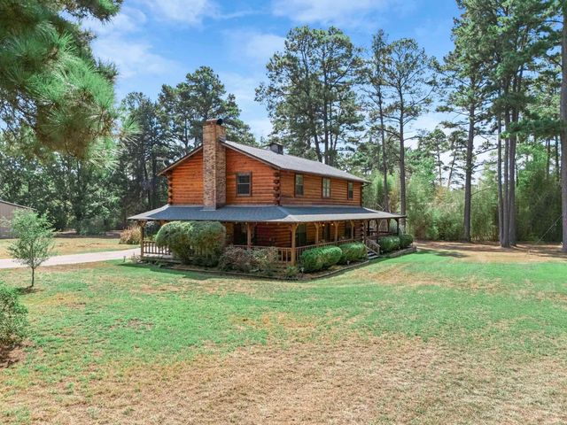 18337 Eastside Rd, Troup, TX 75789