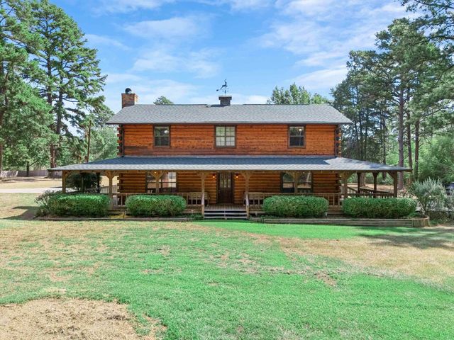 18337 Eastside Rd, Troup, TX 75789