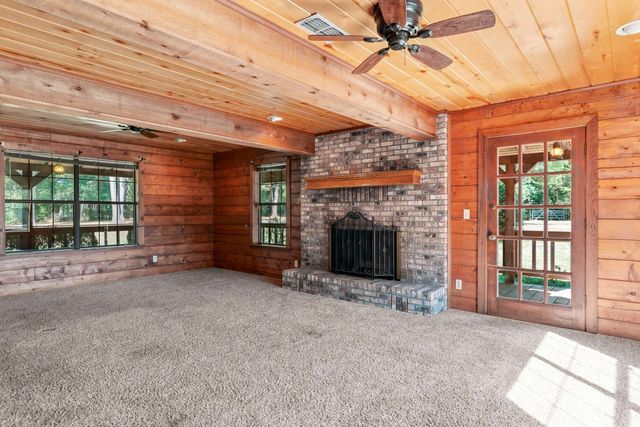 18337 Eastside Rd, Troup, TX 75789