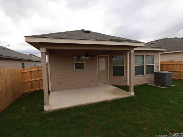 4251 Winston Way, New Braunfels, TX 78130