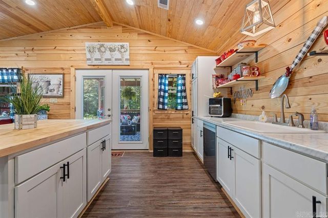 4915 Albert Pike Road, Hot Springs, AR 71913