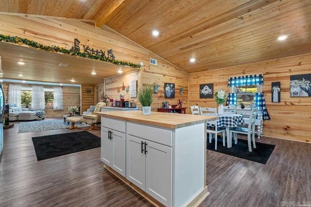 4915 Albert Pike Road, Hot Springs, AR 71913