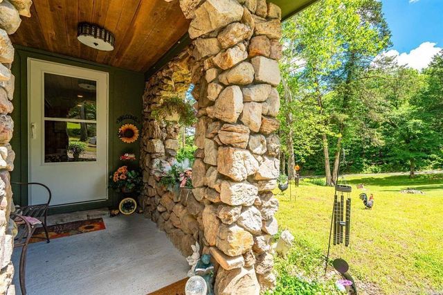 4915 Albert Pike Road, Hot Springs, AR 71913