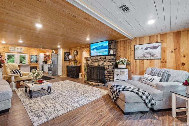 4915 Albert Pike Road, Hot Springs, AR 71913