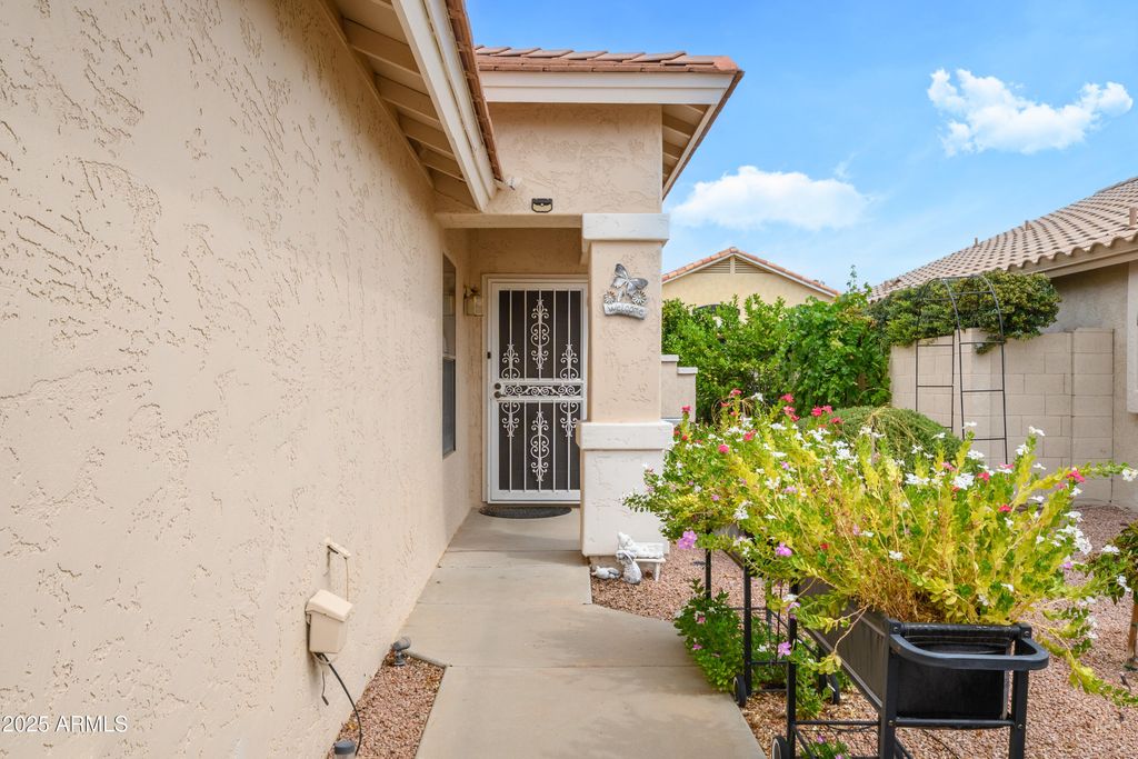 17614 W ARCADIA Drive, Surprise, AZ 85374 — photo 4