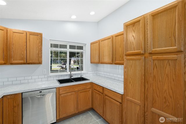 16740 Port Orford Boulevard SE, Yelm, WA 98597