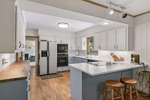 2415 Merrimac Lane N, Plymouth, MN 55447