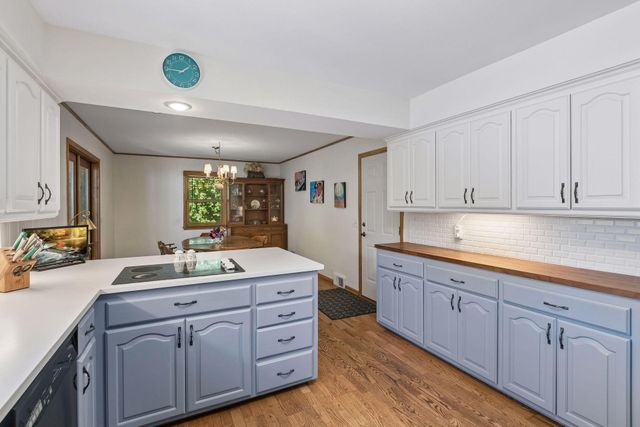2415 Merrimac Lane N, Plymouth, MN 55447