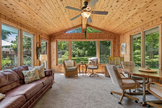 2415 Merrimac Lane N, Plymouth, MN 55447